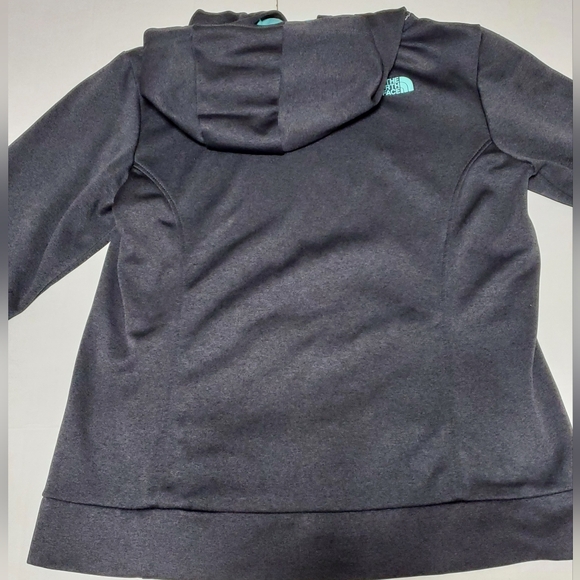 Pull over hoodie. Women's North Face. - Picture 5 of 6